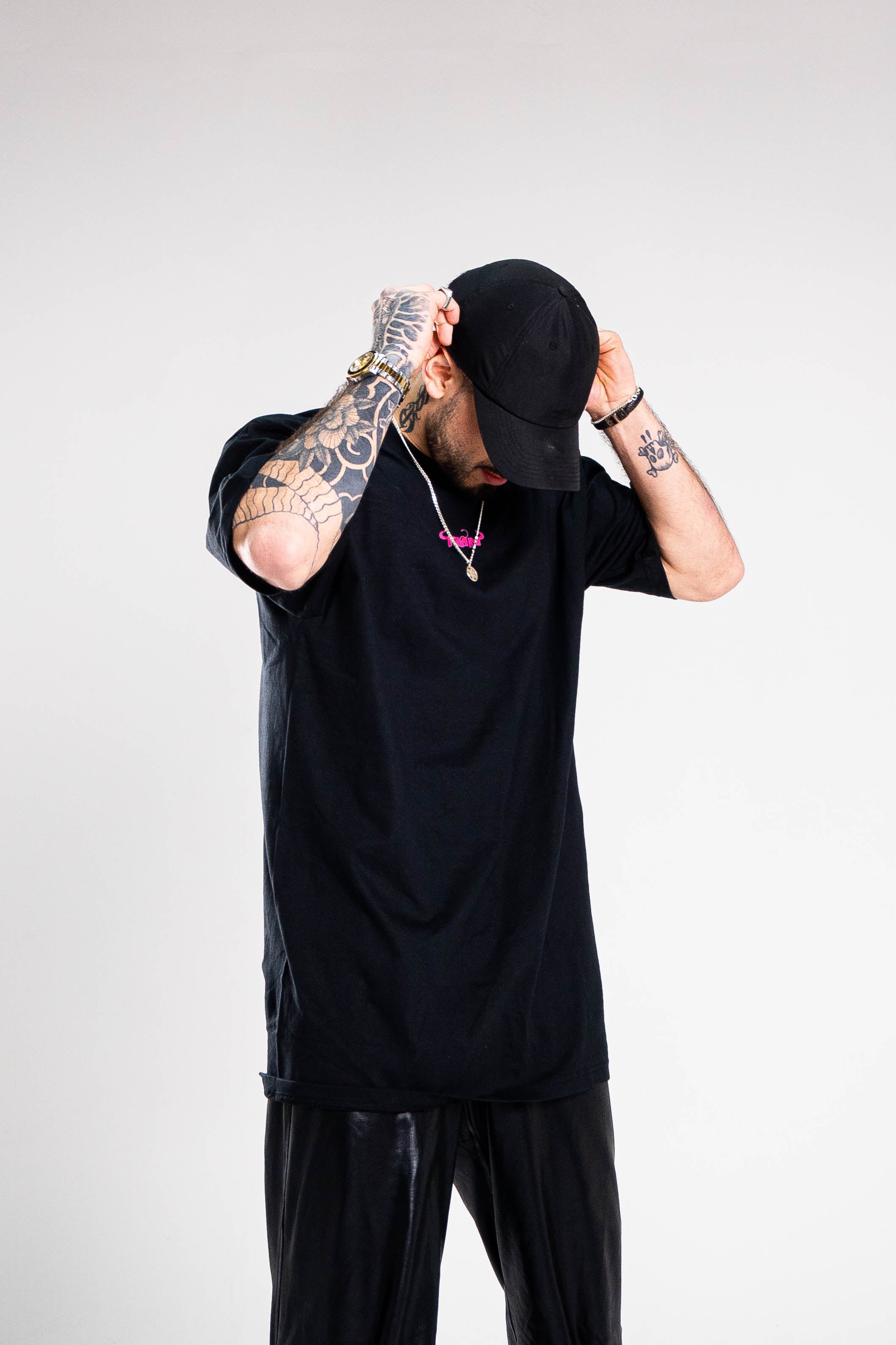 Polera oversize hombre negra - State of Metanoia